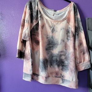 Live Well Lounge top